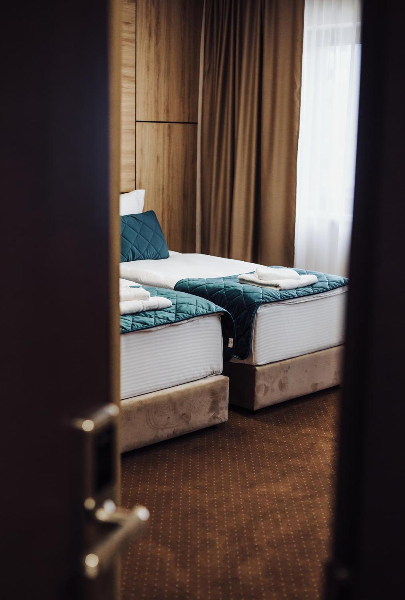 Hotel Brcko Gas Sarajevo Lukavica Exteriér fotografie